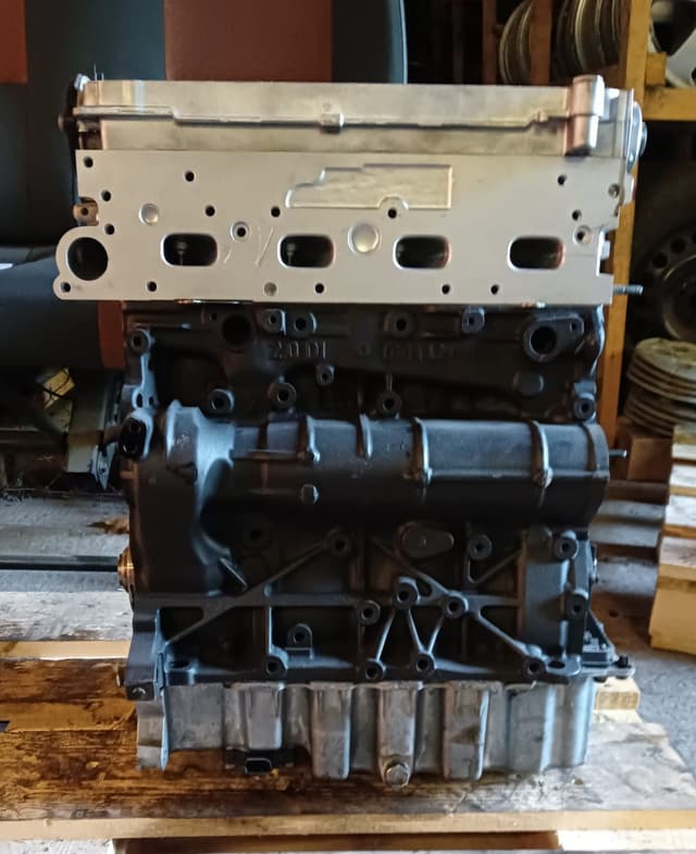 Motor Volkswagen 2.0, TDI 135 KW, kód motoru-DFM,CUWA